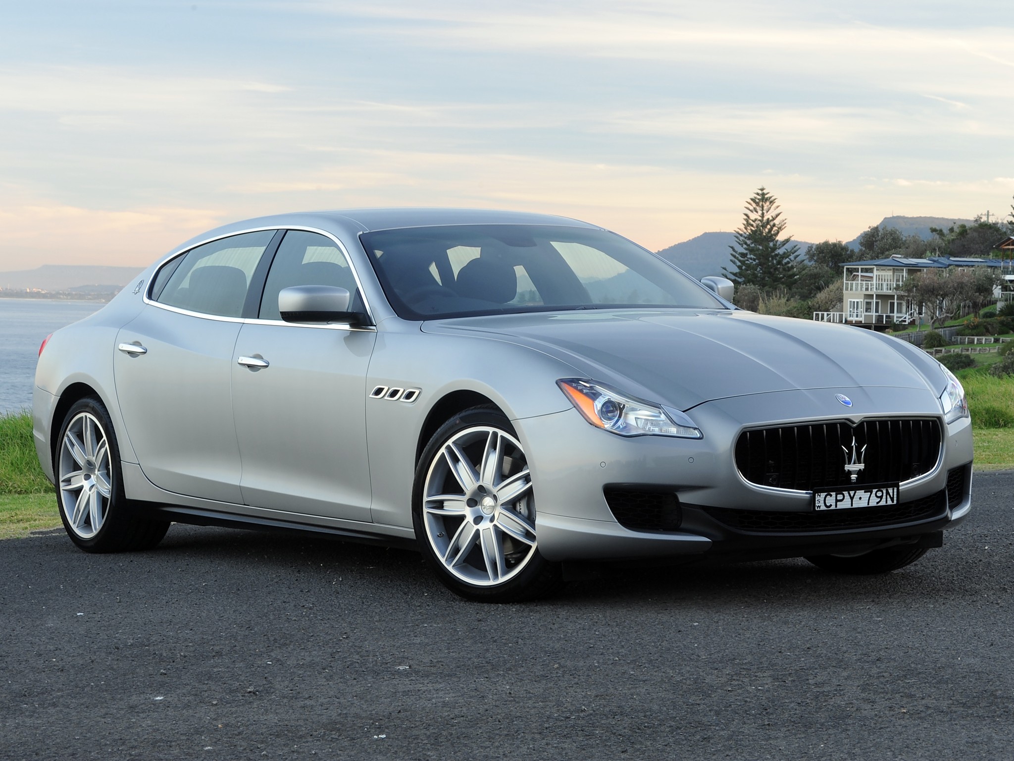 Maserati Quattroporte photo 36