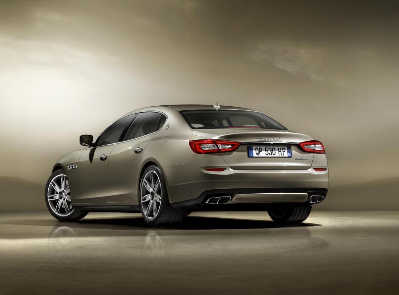 Maserati Quattroporte photo 4