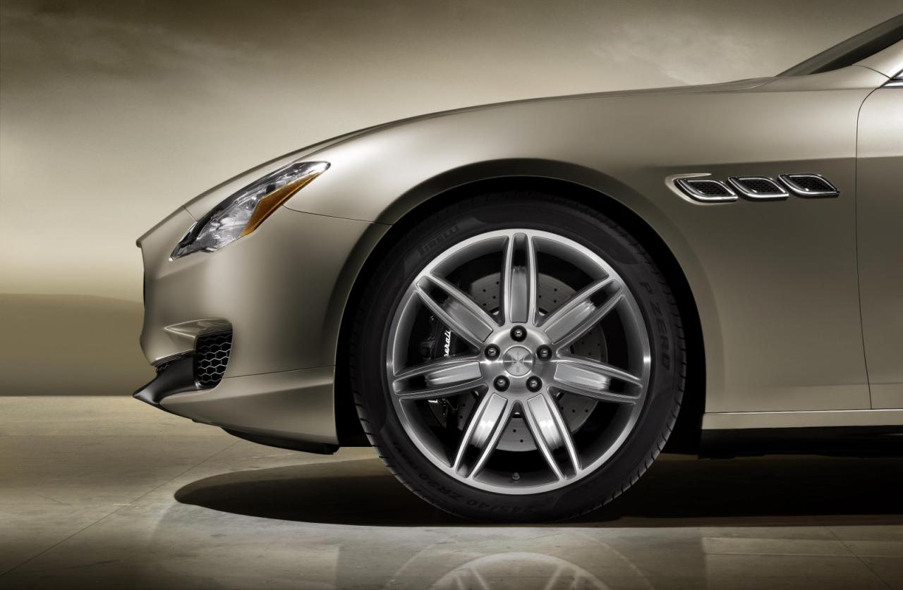 Maserati Quattroporte photo 6