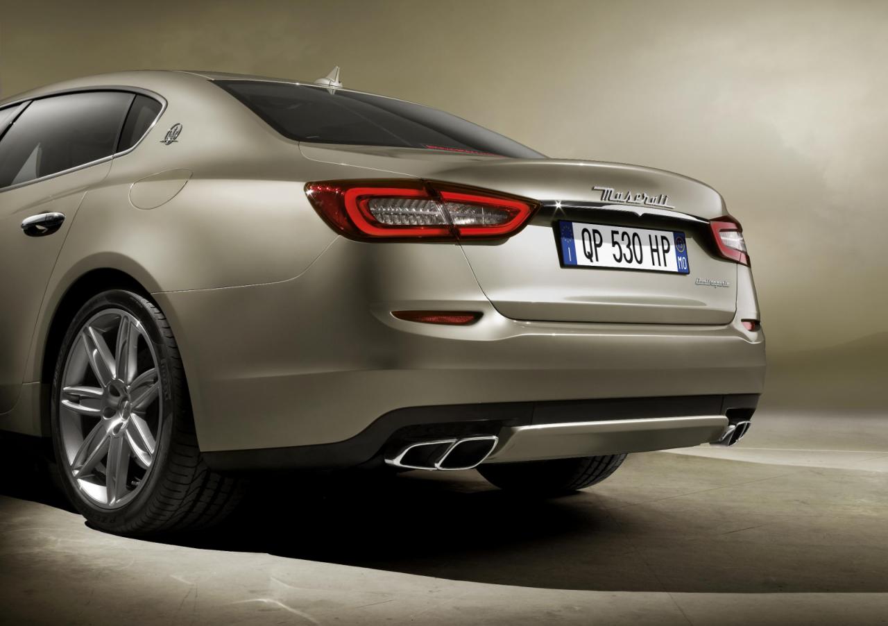Maserati Quattroporte photo 7