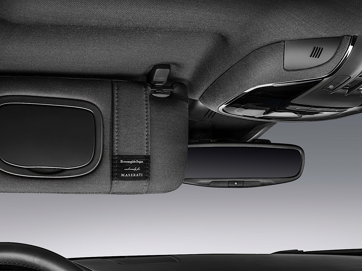 Maserati Quattroporte photo 21