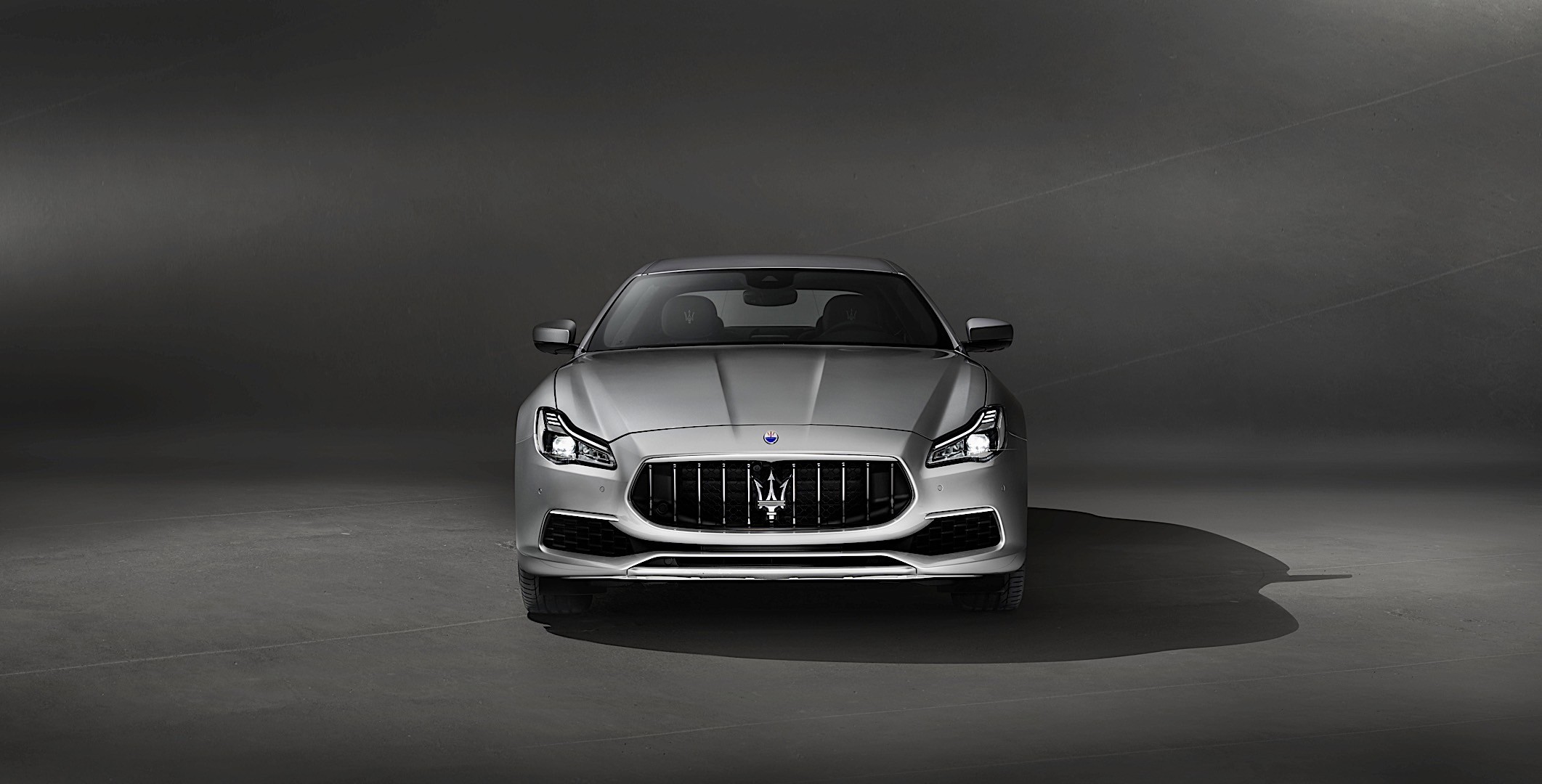 Maserati Quattroporte photo 5