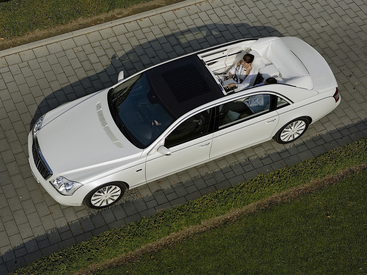 Maybach Landaulet photo 17