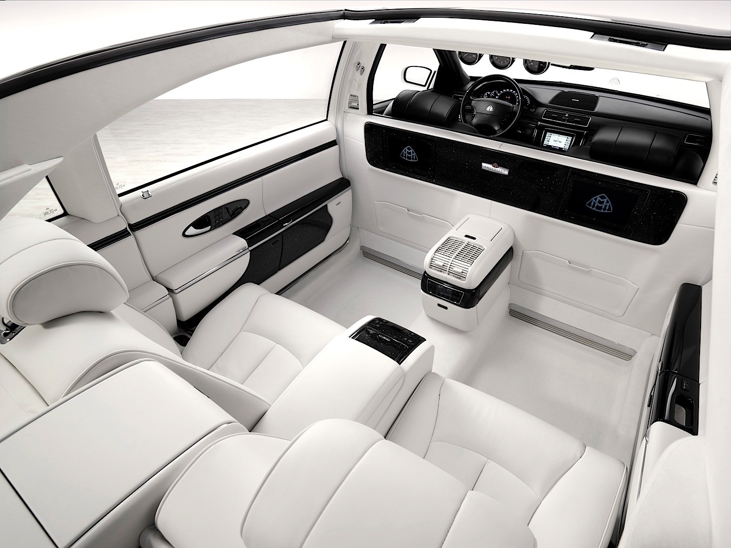Maybach Landaulet photo 27