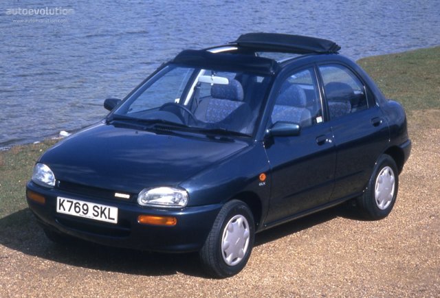 Mazda 121 Foto 6