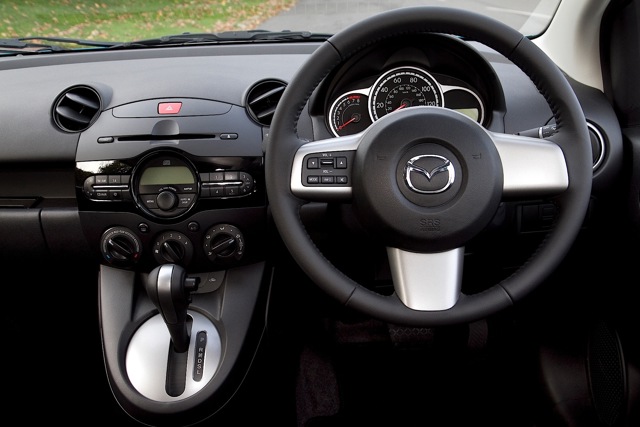 Mazda 2 / Demio photo 134