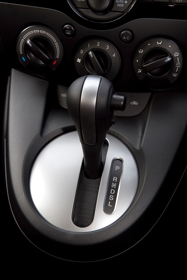 Mazda 2 / Demio photo 136