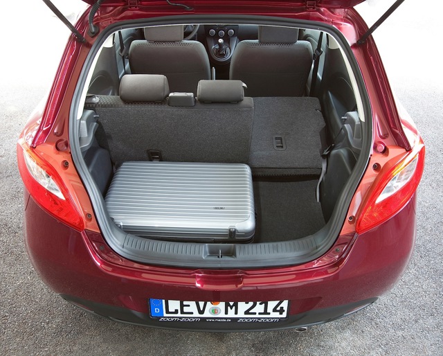 Mazda 2 / Demio photo 144