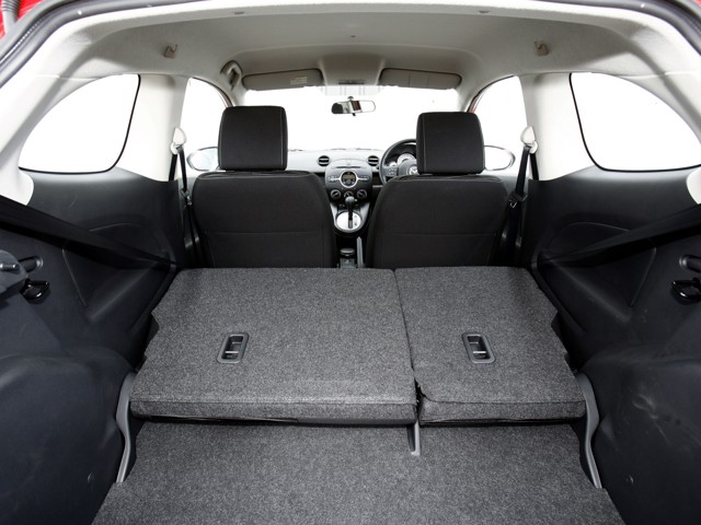 Mazda 2 / Demio photo 150