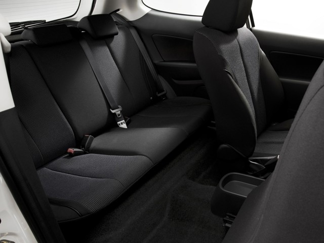 Mazda 2 / Demio photo 153
