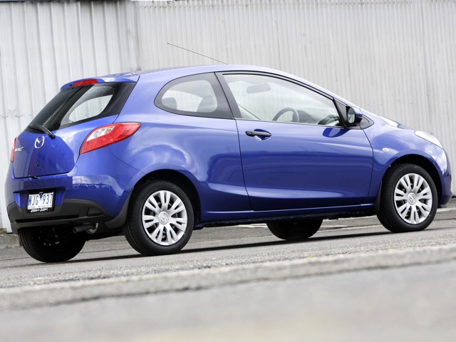 Mazda 2 / Demio photo 110