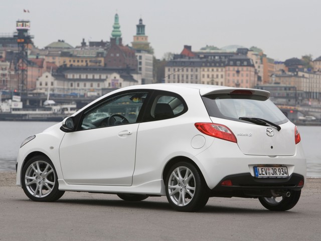Mazda 2 / Demio photo 121