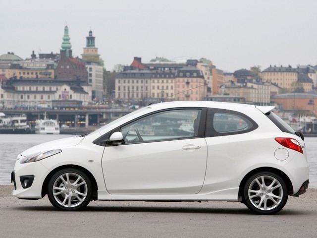 Mazda 2 / Demio photo 124
