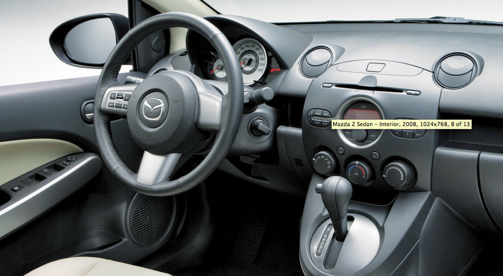 Mazda 2 / Demio - Sedan photo 9