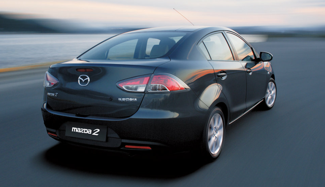 Mazda 2 / Demio - Sedan photo 3
