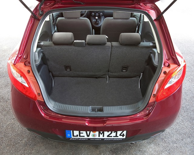 Mazda 2 / Demio photo 82