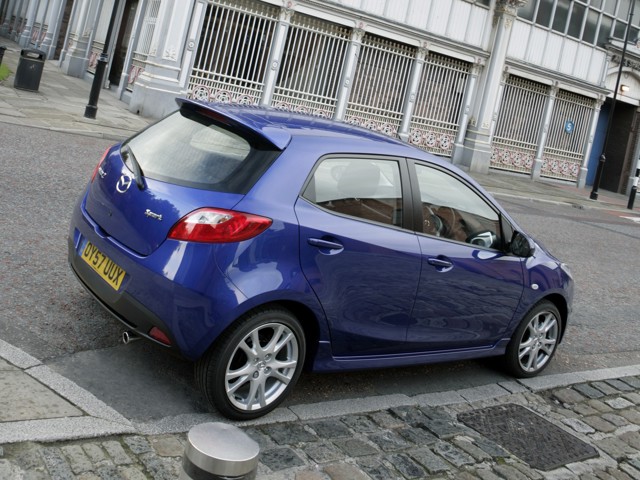 Mazda 2 / Demio photo 34