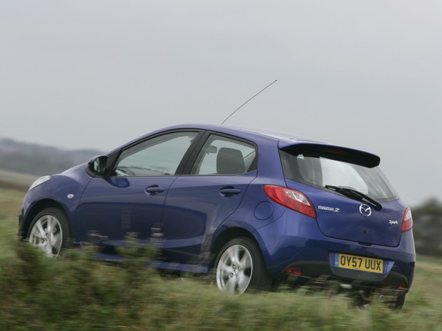 Mazda 2 / Demio photo 37