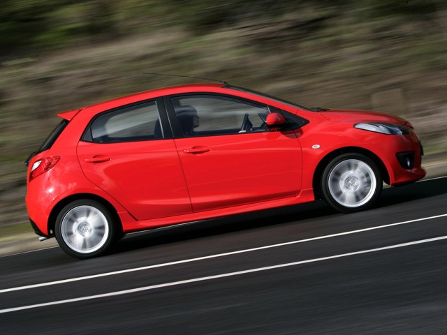 Mazda 2 / Demio photo 41