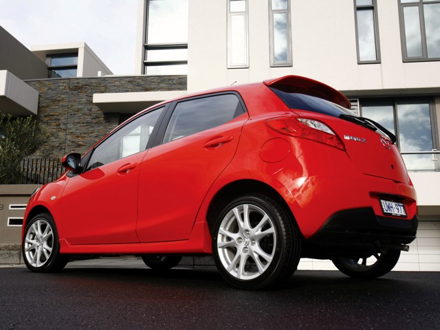 Mazda 2 / Demio photo 45
