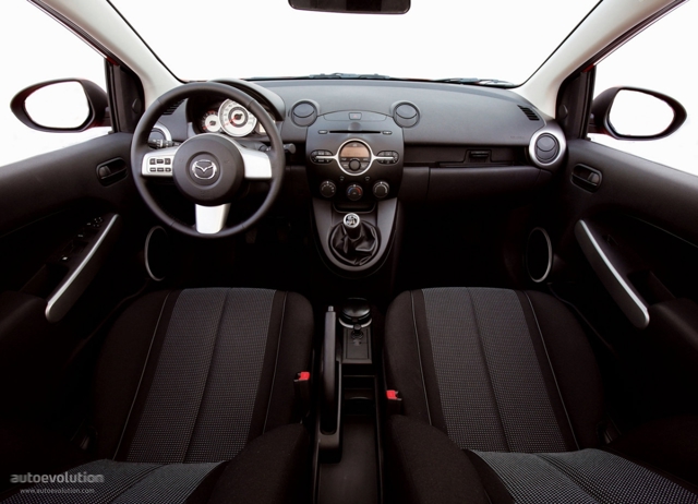 Mazda 2 / Demio photo 71