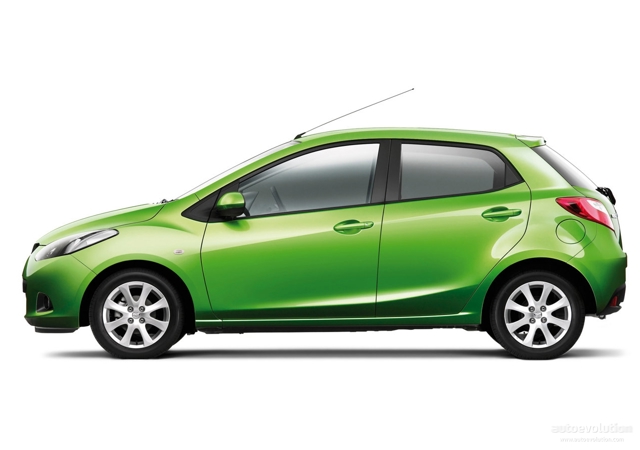 Mazda 2 / Demio photo 2