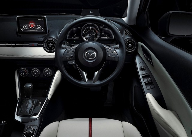 Mazda 2 / Demio photo 49