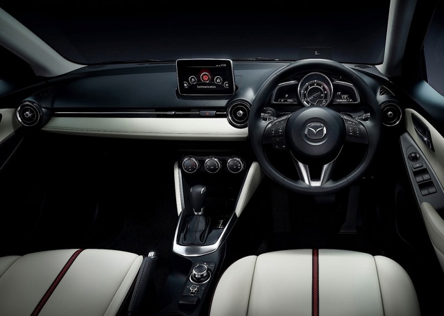 Mazda 2 / Demio photo 50