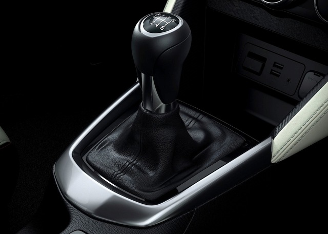 Mazda 2 / Demio photo 57
