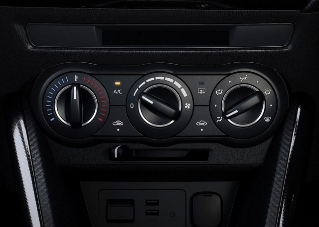 Mazda 2 / Demio photo 59