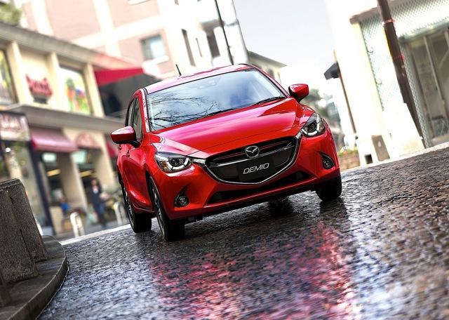 Mazda 2 / Demio photo 16