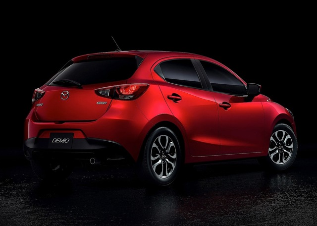 Mazda 2 / Demio photo 21