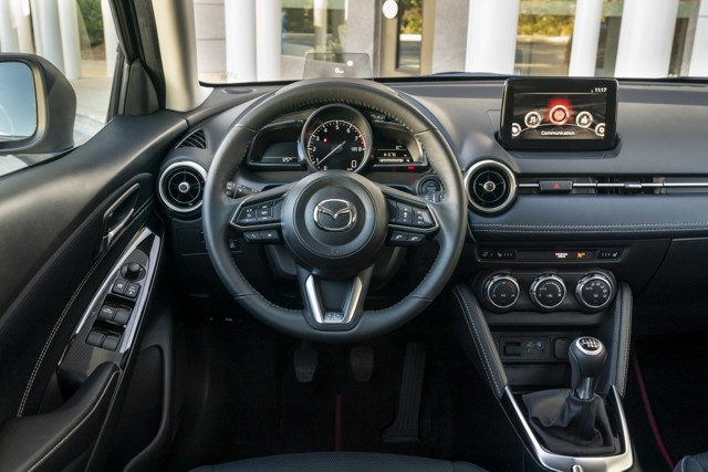 Mazda 2 / Demio photo 30
