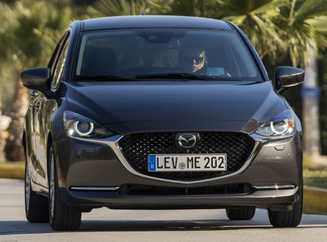 Mazda 2 / Demio photo 18