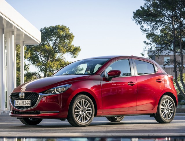 Mazda 2 / Demio photo 21