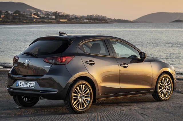 Mazda 2 / Demio photo 28