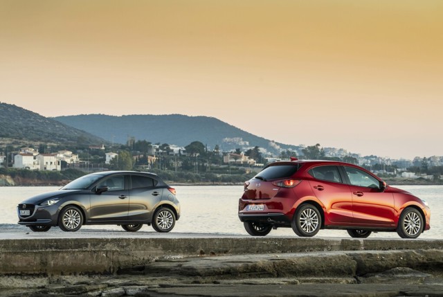 Mazda 2 / Demio photo 29