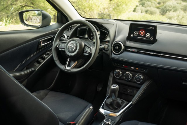 Mazda 2 / Demio photo 33