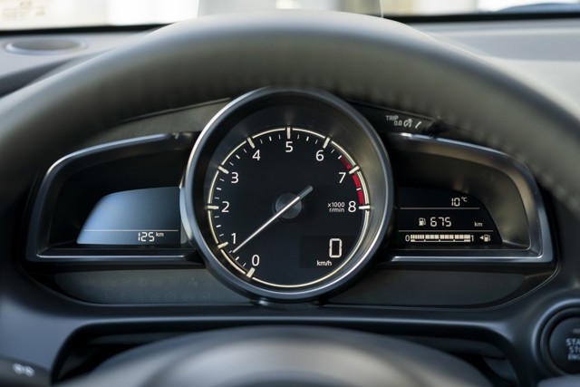 Mazda 2 / Demio photo 38