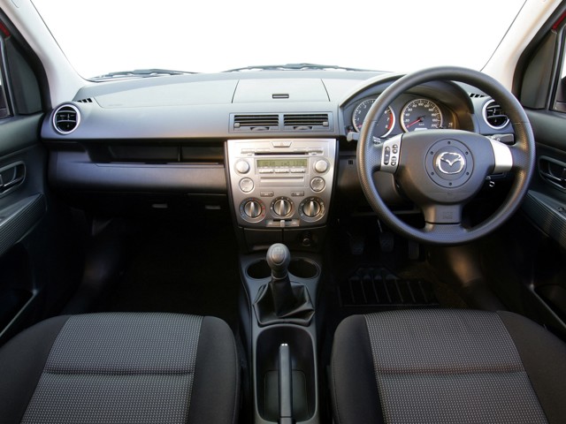 Mazda 2 / Demio photo 39