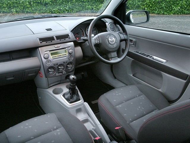 Mazda 2 / Demio photo 42
