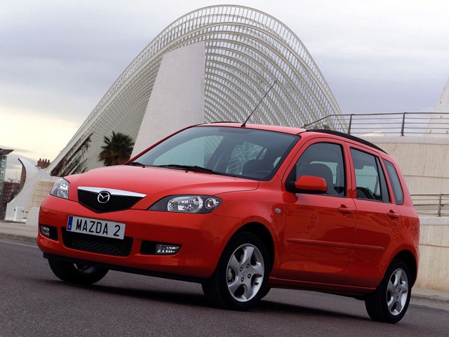 Mazda 2 / Demio photo 14