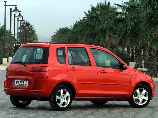 Mazda 2 / Demio photo 21