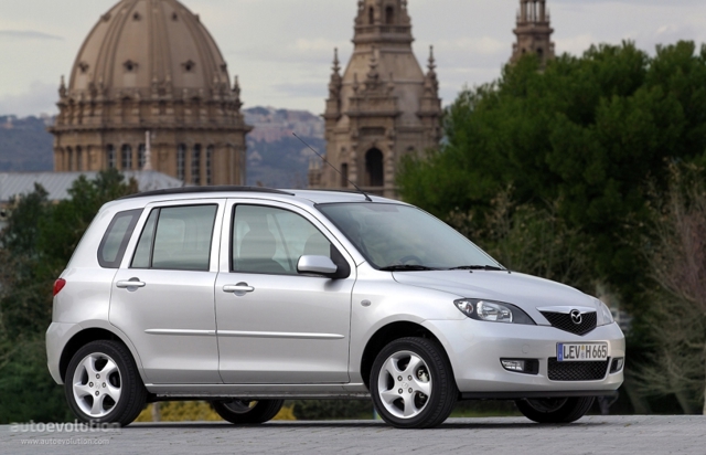 Mazda 2 / Demio photo 4