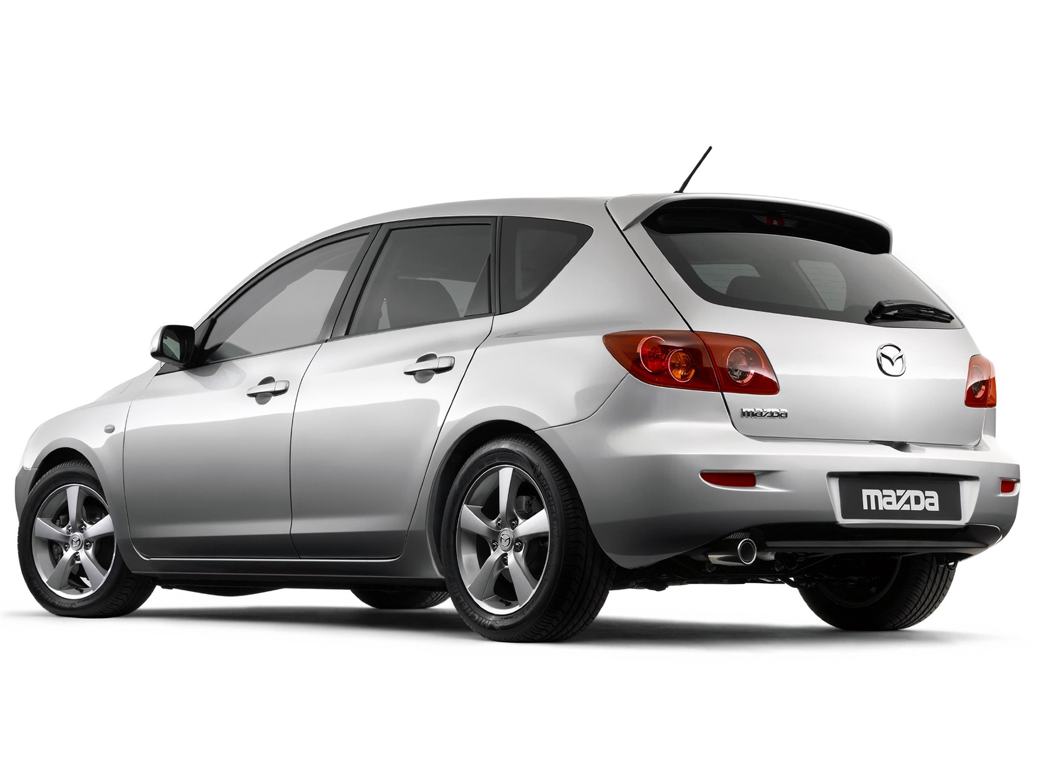 Mazda 3 / Axela Hatchback photo 48