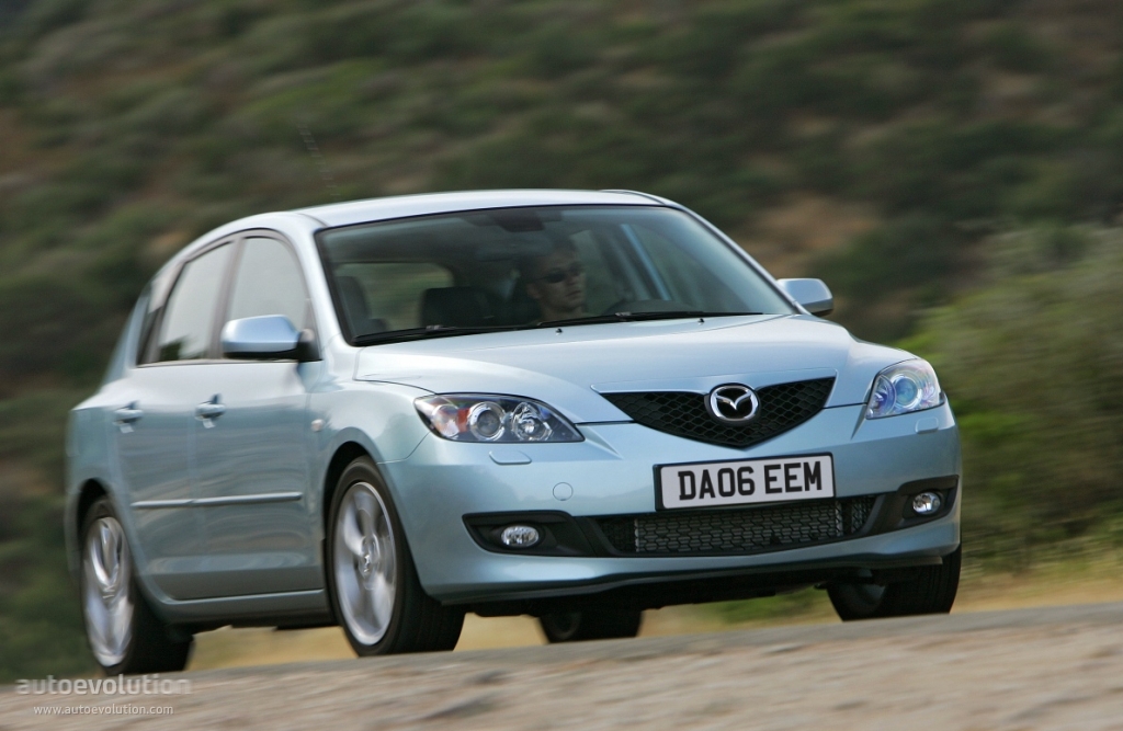 Mazda 3 / Axela Hatchback photo 6
