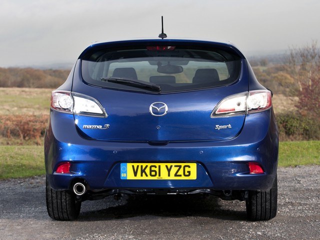 Mazda 3 / Axela Hatchback photo 15