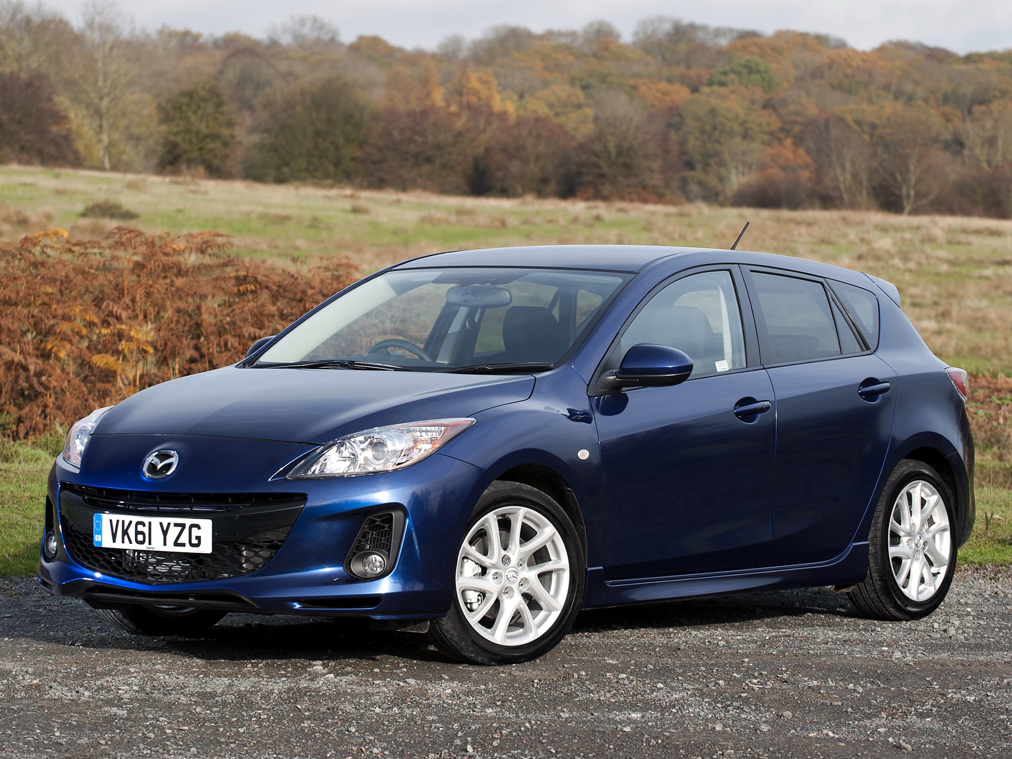 Mazda 3 / Axela Hatchback photo 16