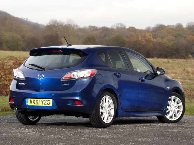 Mazda 3 / Axela Hatchback photo 17