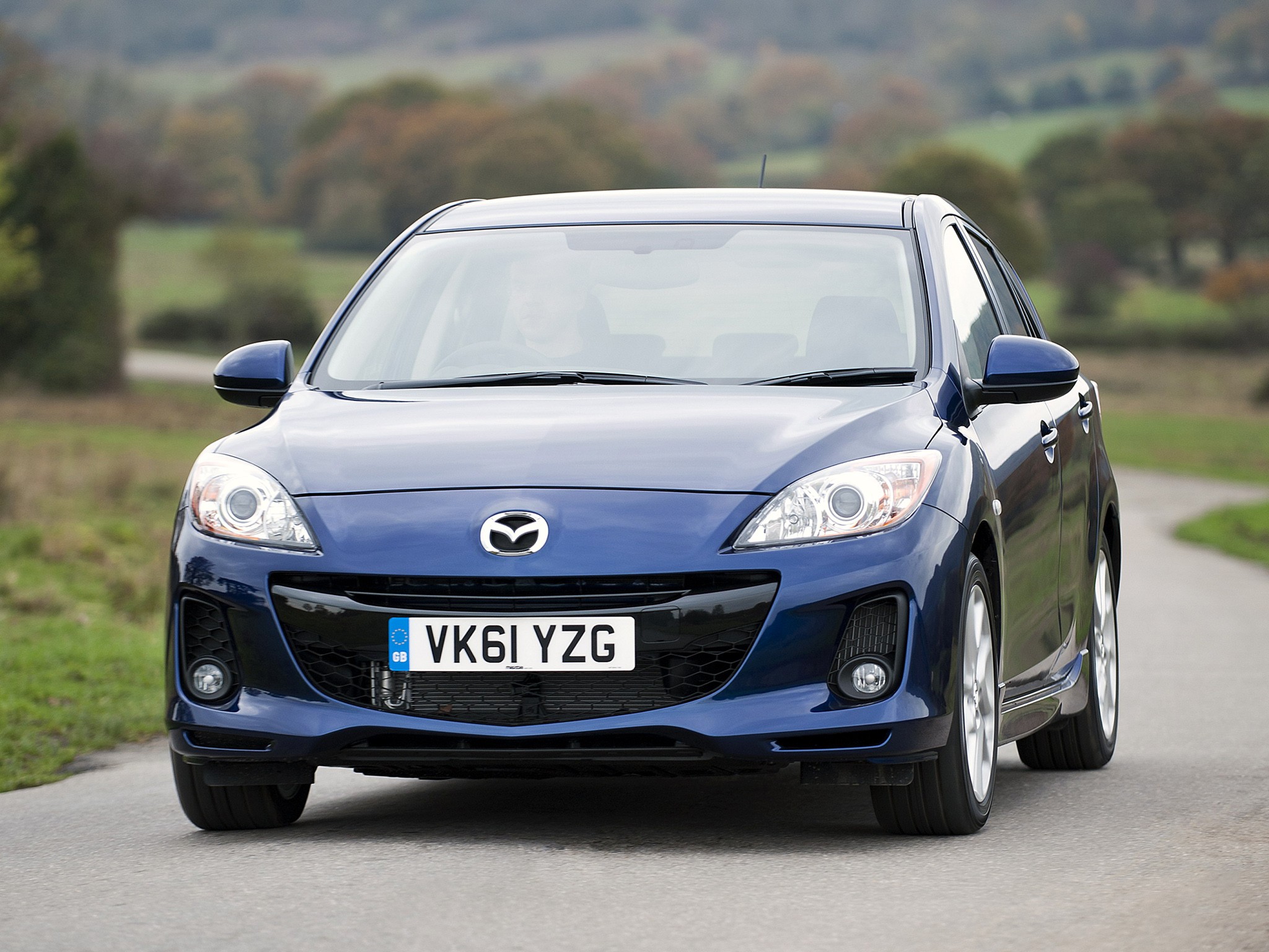 Mazda 3 / Axela Hatchback photo 18